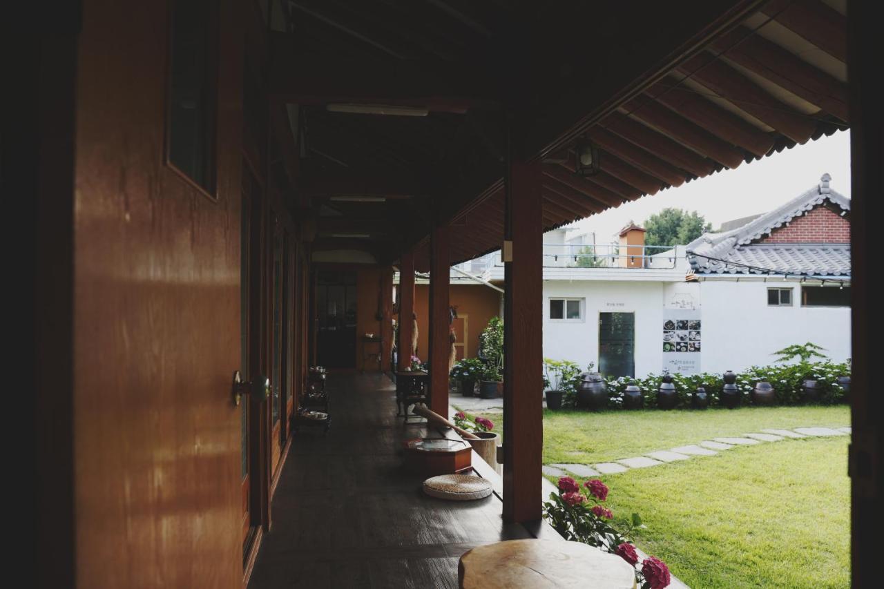 Daoljae Hanok Pension Szuncshon Kültér fotó